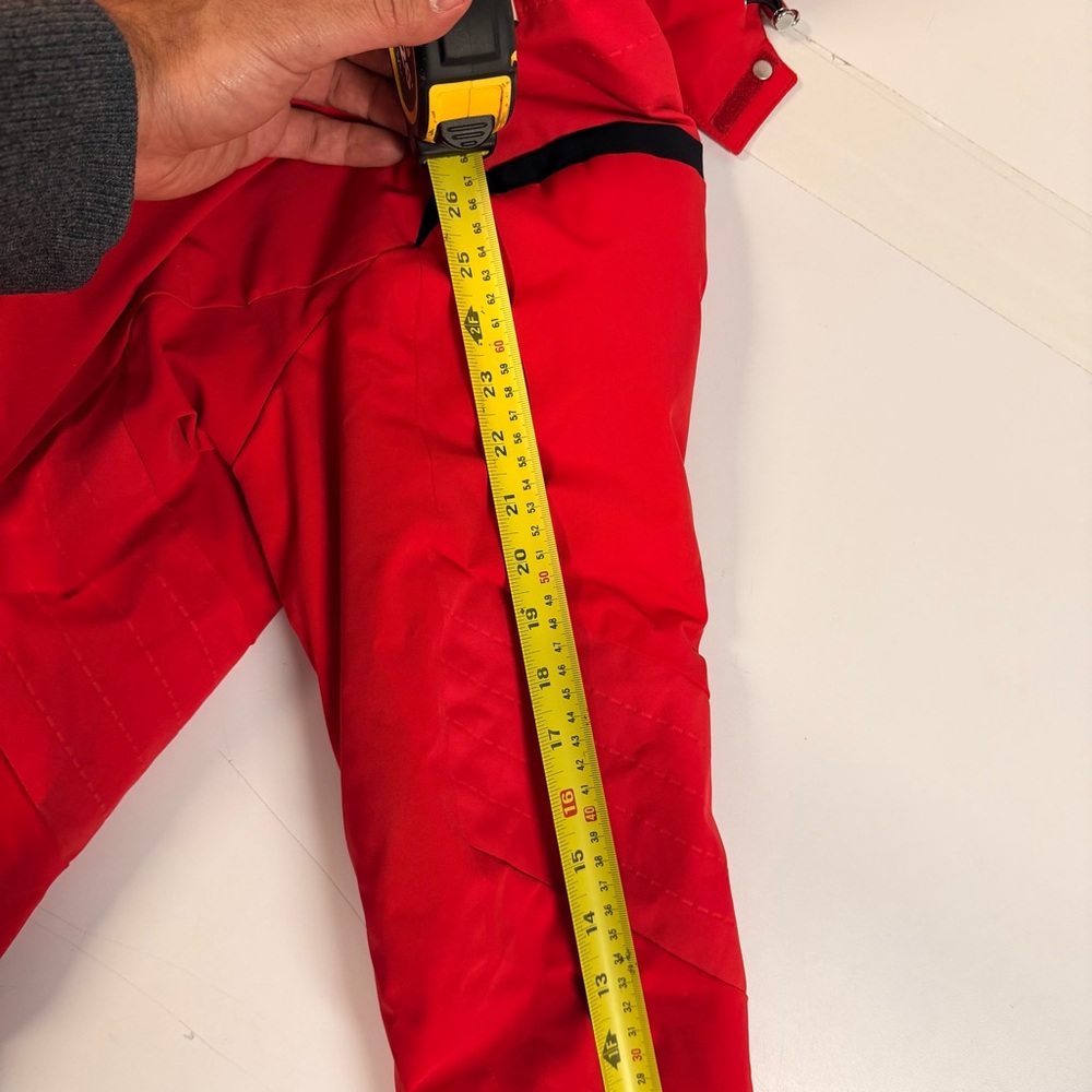 Descente Red Hooded Ski Jacket - Picture 9 of 10
